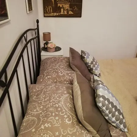 Axis Center Apartment *