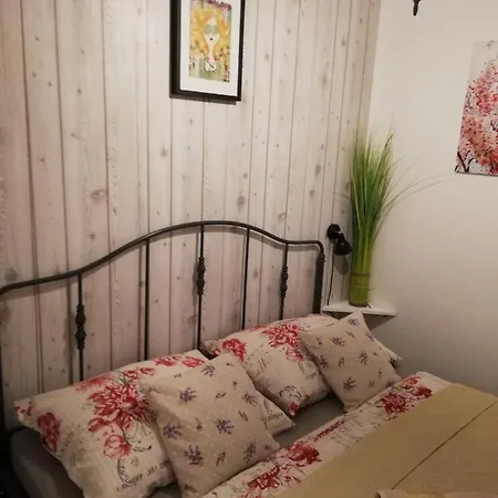 Axis Center Apartment *